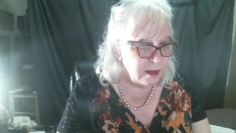 Sissy Diane online show from 11-07-25, 12:32