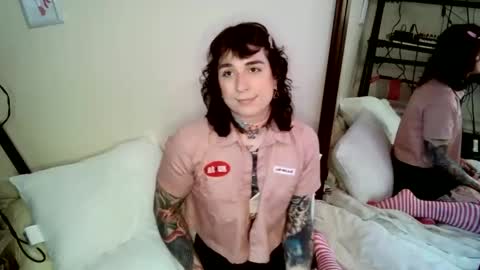 gapingsissyslut online show from 02-22-25, 05:35