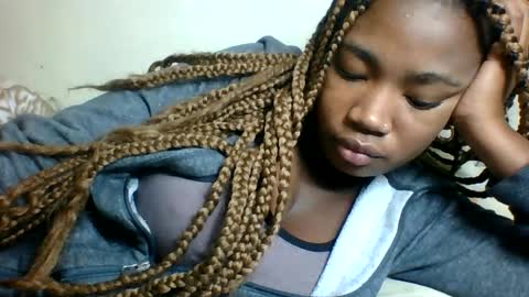 sisyh697532 online show from 06-17-26, 12:13