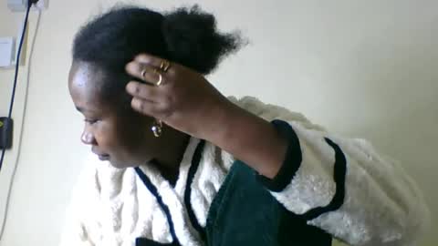 sisyh697532 online show from 07-19-26, 08:18