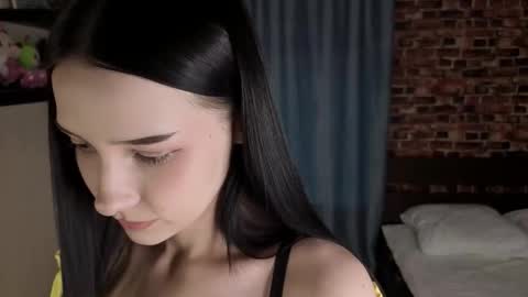 Lilly online show from 03-13-26, 12:01