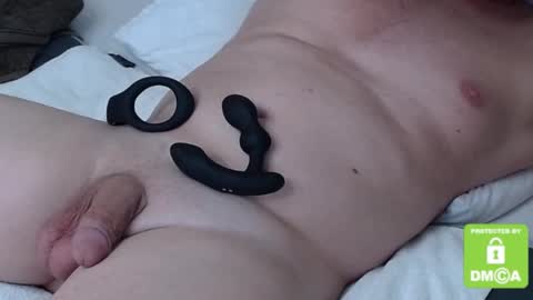 Snapshot of sixpak7 chatting on 12-21-24, 01:10 Sixpak7 online show from 12-21-24, 01:10