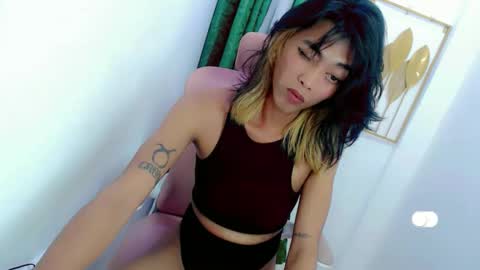 Snapshot of sizka_ford chatting on 10-07-25, 03:20 Sizka online show from 10-07-25, 03:20