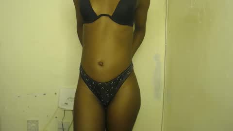 sizzly_ass online show from 04-15-26, 09:04