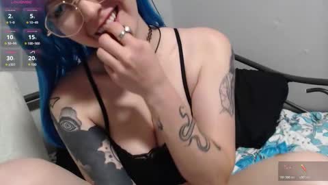 sk8t3rgurl online show from 12-01-25, 05:45