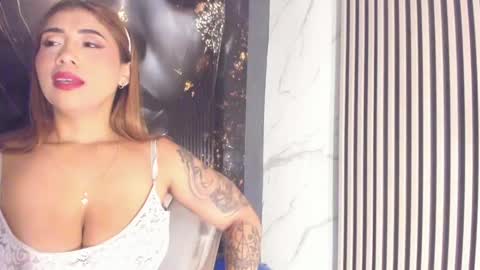 Skarleth villa online show from 04-28-26, 01:59