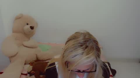 Arlett online show from 05-11-26, 11:16