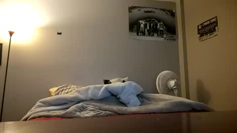 Snapshot of skater_v2 chatting on 12-30-24, 11:59 Christopher online show from 12-30-24, 11:59