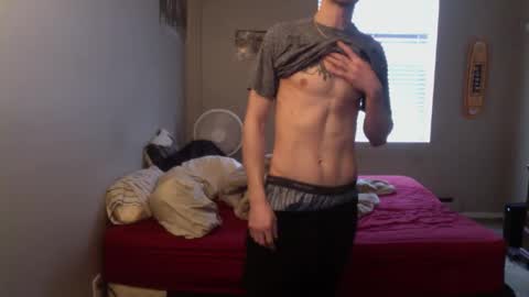 Snapshot of skater_v2 chatting on 02-15-25, 05:39 Christopher online show from 02-15-25, 05:39