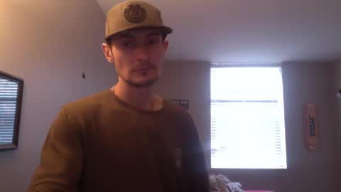 Snapshot of skater_v2 chatting on 02-18-25, 08:36 Christopher online show from 02-18-25, 08:36