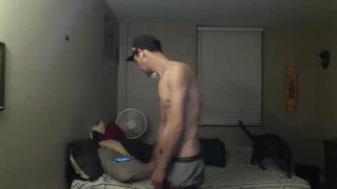 Snapshot of skater_v2 chatting on 10-20-25, 10:43 Christopher online show from 10-20-25, 10:43