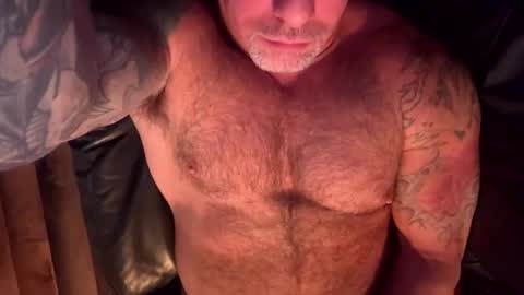 Snapshot of skimaskedbeef chatting on 12-08-24, 05:18 BEEF online show from 12-08-24, 05:18