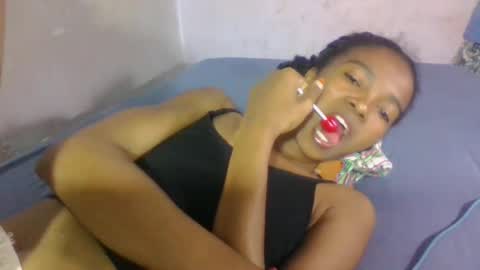 Snapshot of skinny7809 chatting on 03-03-26, 01:39 skinny7809 online show from 03-03-26, 01:39