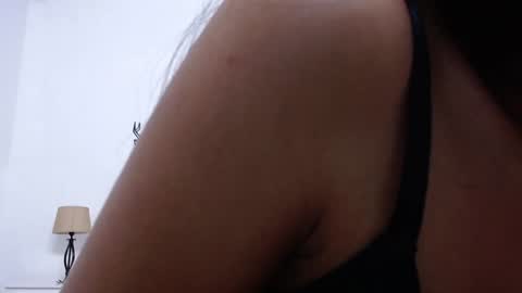 skinny_hottie18 online show from 12-13-24, 05:00