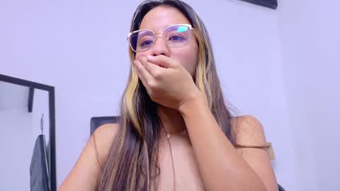 skinny_hottie18 online show from 01-25-25, 01:19