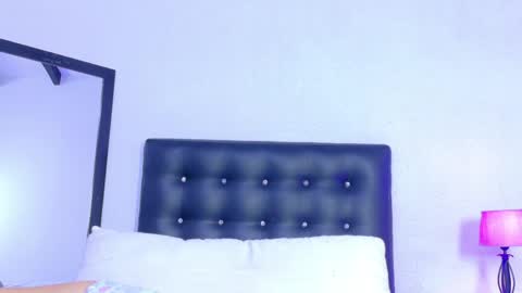 Snapshot of skinny_hottie18 chatting on 05-29-26, 03:43 skinny_hottie18 online show from 05-29-26, 03:43