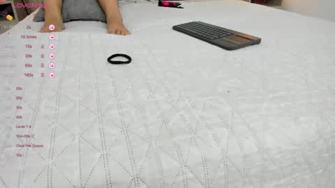 Snapshot of skinny_isabela chatting on 02-13-25, 02:20 Isabela online show from 02-13-25, 02:20