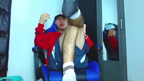 skinny marked online show from 12-24-24, 04:51