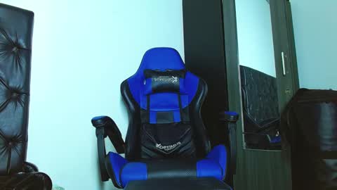 skinny marked online show from 01-13-25, 07:42