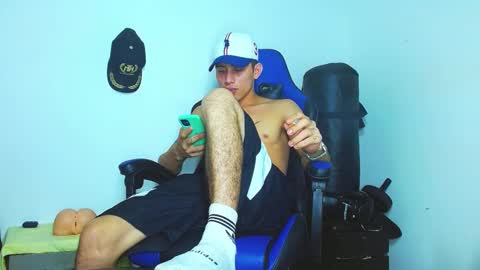 skinny marked online show from 01-24-25, 03:32