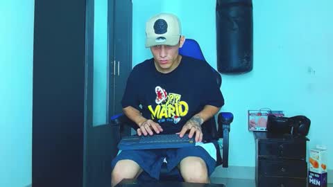 skinny marked online show from 01-31-25, 01:54