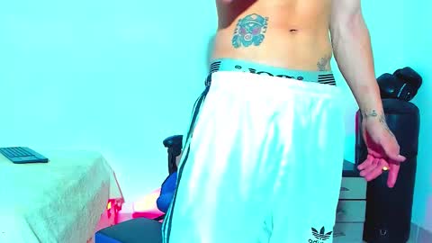 skinny marked online show from 10-24-25, 03:14