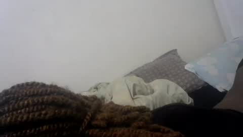 Snapshot of skinny_petite18 chatting on 07-12-26, 09:44 Munah online show from 07-12-26, 09:44