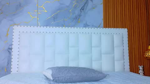 Snapshot of skinnyandcute_ chatting on 09-28-25, 01:38 Mariah Black  online show from 09-28-25, 01:38