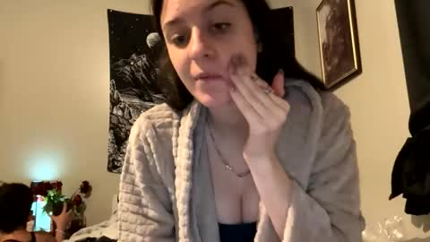 Snapshot of skinnyangel21 chatting on 12-04-25, 12:20 skinnyangel21 online show from 12-04-25, 12:20