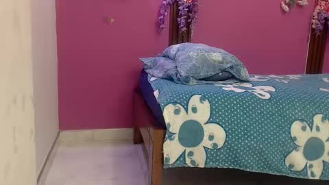 Snapshot of skinnybarbie022 chatting on 09-13-25, 01:49 barbi online show from 09-13-25, 01:49