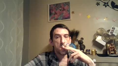 SkinnyBigCock2 online show from 01-28-25, 04:18