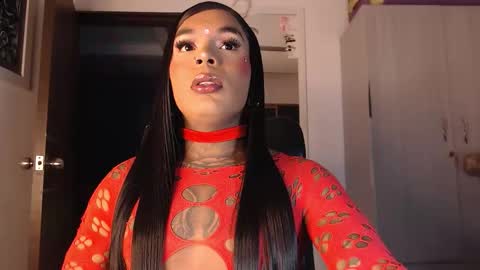 jesica online show from 11-22-25, 08:24