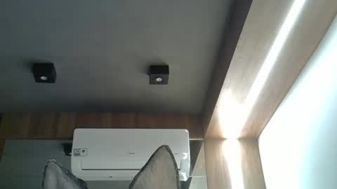 skinnykittencam online show from 09-20-25, 02:34