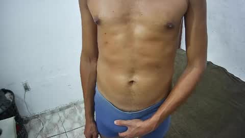 Skinny Latin Man online show from 04-28-26, 02:49