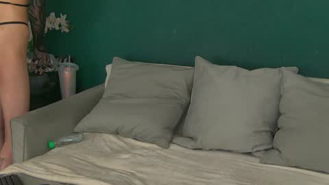 Snapshot of skinnynatty chatting on 05-22-26, 03:57 Natty online show from 05-22-26, 03:57