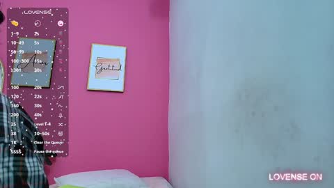 Snapshot of skinnyneighbour_ chatting on 12-10-24, 02:59 Karla  online show from 12-10-24, 02:59