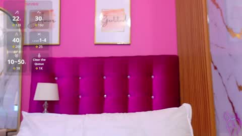 Karla  online show from 04-11-26, 07:45