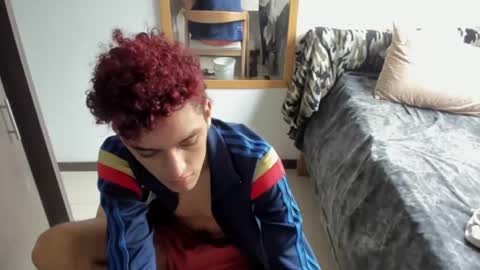 skinnypipe15 online show from 10-22-25, 03:56