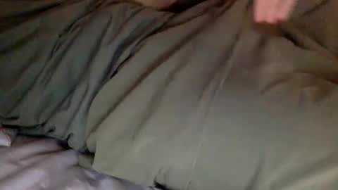 Snapshot of skinnypole6 chatting on 02-12-25, 09:01 skinnypole6 online show from 02-12-25, 09:01