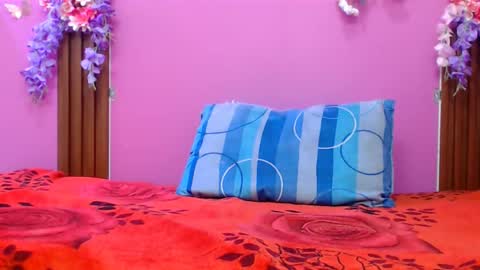 sofia online show from 11-10-25, 12:59