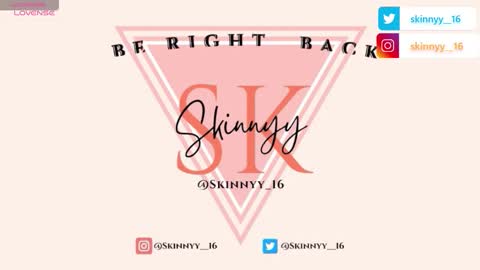 Snapshot of skinnyy_16 chatting on 10-21-25, 04:46 Skinny online show from 10-21-25, 04:46