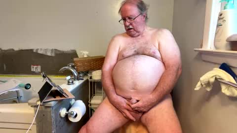 Snapshot of skipstar chatting on 10-20-25, 03:45 Skipstar  seneca cum online show from 10-20-25, 03:45