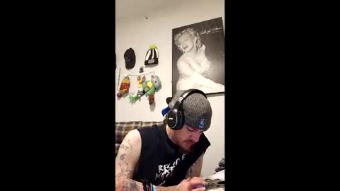 skitzothaklown86 online show from 05-13-26, 04:32