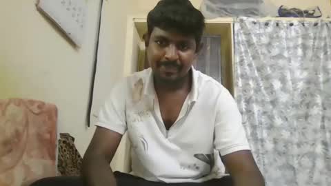 Snapshot of sklavepappu143 chatting on 12-04-25, 08:56 Indianslut1431 online show from 12-04-25, 08:56