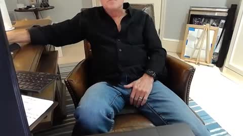 skr235 online show from 02-18-25, 10:47