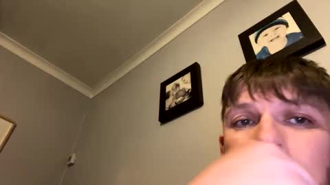 skuzzy25 online show from 11-18-25, 03:56