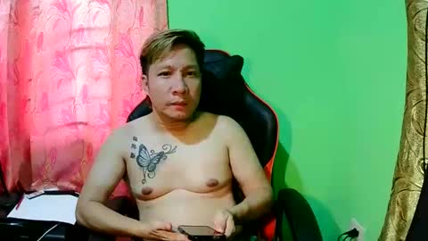 Snapshot of sky1441 chatting on 09-26-25, 02:48 sky1441 online show from 09-26-25, 02:48