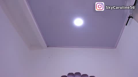 Sky Caroline online show from 12-23-24, 05:32