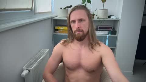 Snapshot of sky_guy25 chatting on 09-25-25, 08:51 sky_guy25 online show from 09-25-25, 08:51