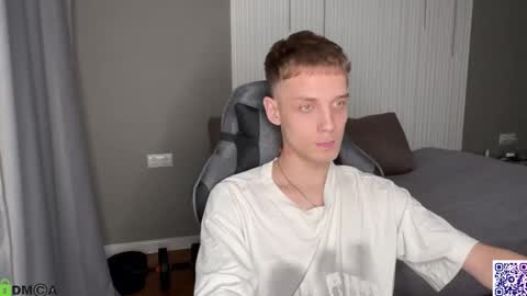 sky_hunter online show from 11-06-25, 07:04